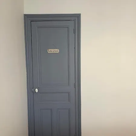 Privee Et Sa Salle De Bain Attenante مازامي